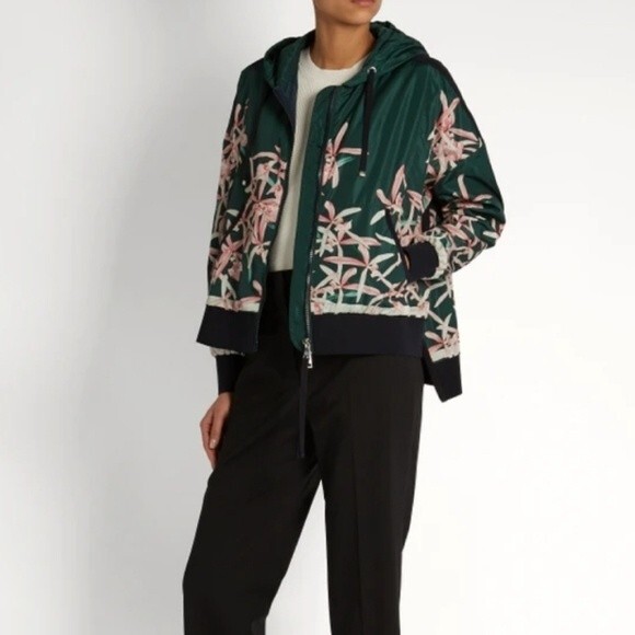 Moncler Jackets & Blazers - Moncler Womens Green Floral Feminine Edgy Luxury Oversized Windbreaker Size 2